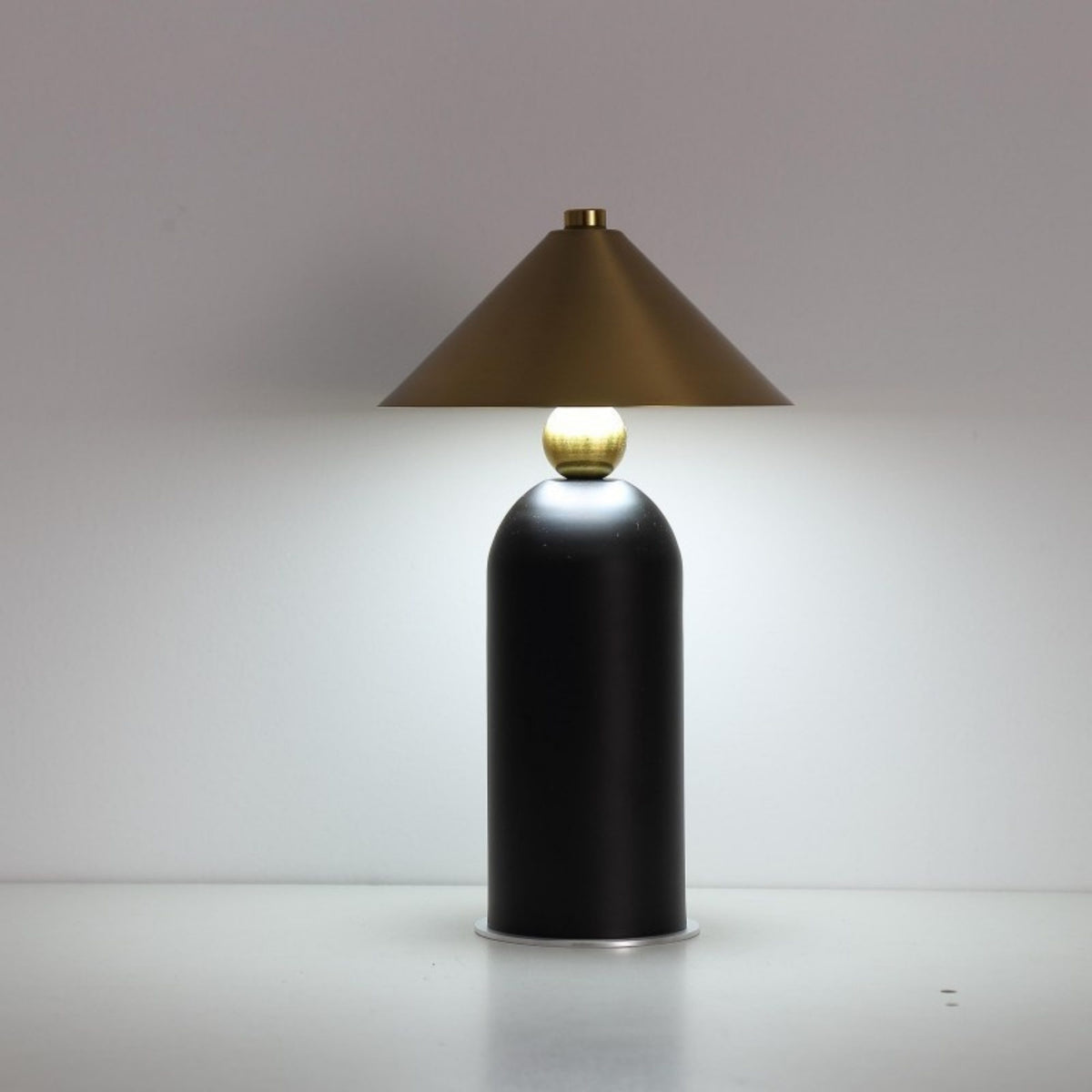 Lámpara de Mesa 15×24cm | RVZ-263